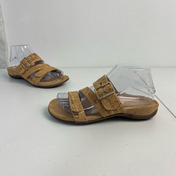 Vionic Skylar Tan Cork Slip On Sandals Comfort Womens 6 Vacation Resort Casual - Picture 1 of 14